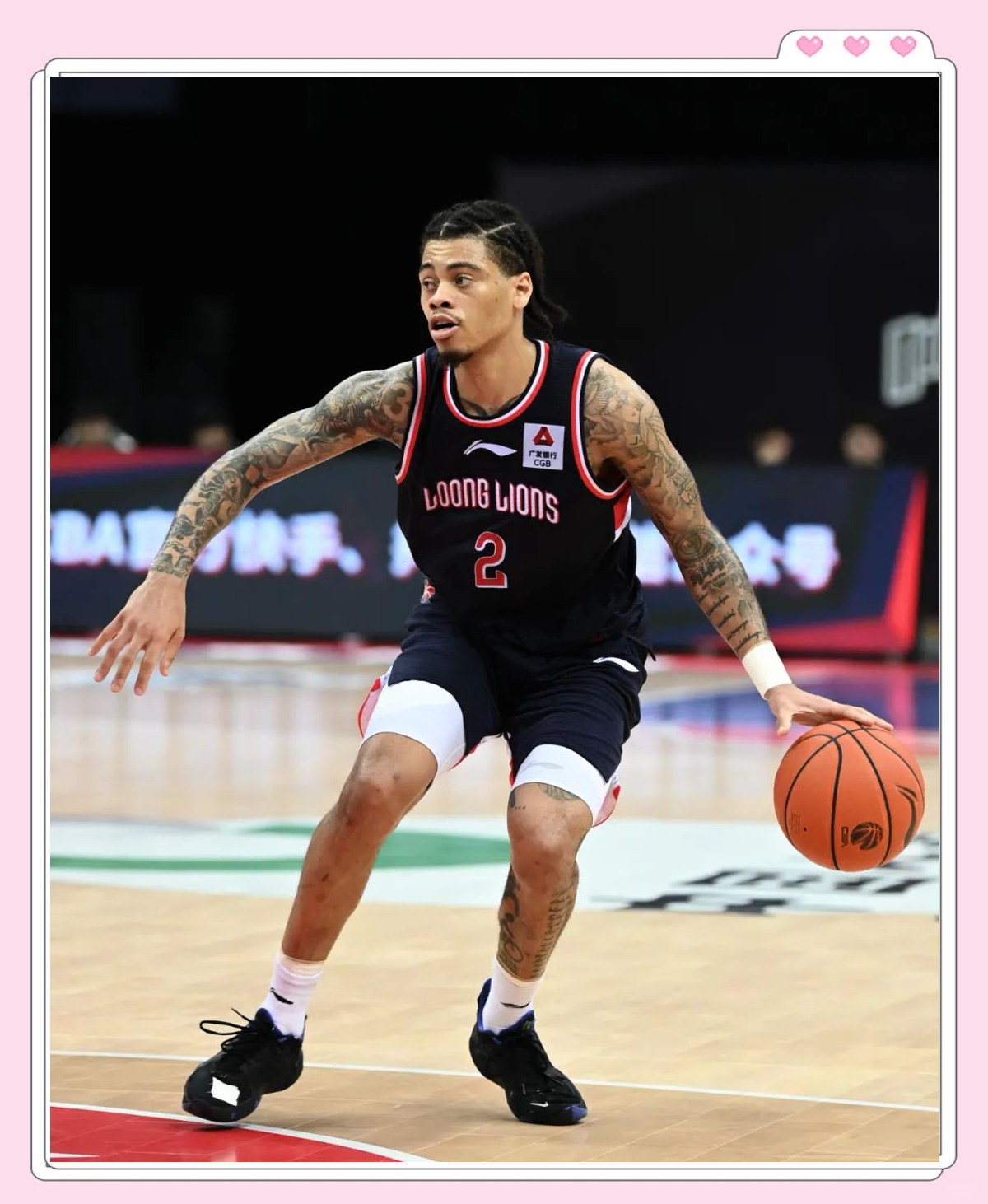 包含深圳男篮发布备战花絮，国际比赛日刷新队史纪录，NBA季后赛任务艰巨，更衣室氛围转暖的词条-开云娱乐